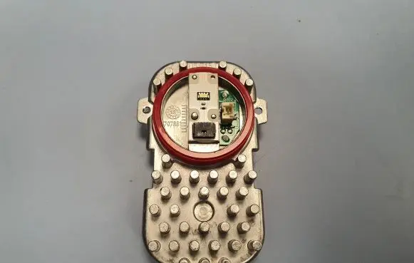 BMW 3 F30 F35 F31 LED ballast control module 63117263051 1305715084 63117240799