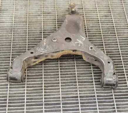 Mercedes-Benz Sprinter W906 Front lower control arm/wishbone