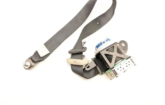 Mazda 6 Front seatbelt