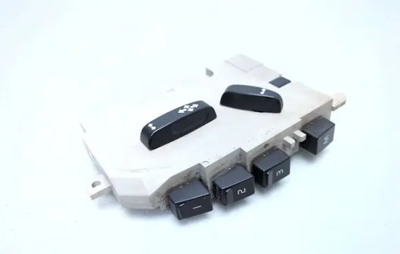 Volvo XC60 Seat memory switch 31300477
