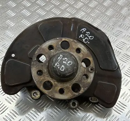 Mercedes-Benz E W212 Front wheel hub A2124201244