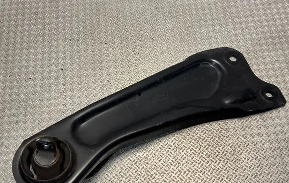 KIA Niro Rear control arm 55271AT000 K009