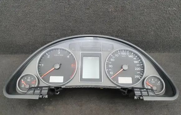 Audi A4 S4 B7 8E 8H Speedometer (instrument cluster) 8E0920900R 0263626065