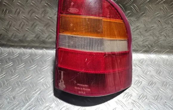 Ford Mondeo MK I Rear/tail lights 93BG13A602CC 93BG13A602