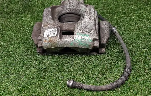 Front brake caliper