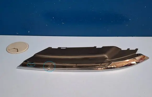 Under headlight/headlamp trim