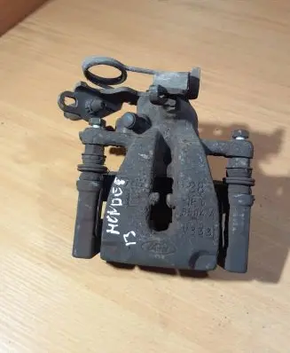 Ford Mondeo MK IV Rear brake caliper
