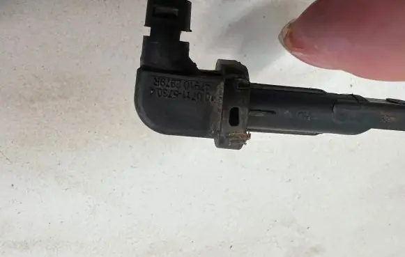 Renault Clio IV ABS brake wheel speed sensor 479102979R