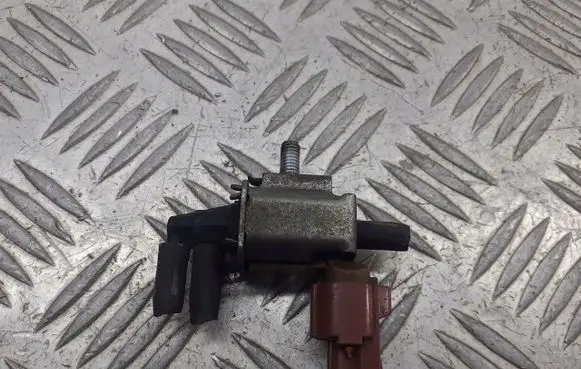 Mitsubishi Outlander Valve vacuum K5T48273