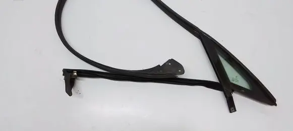 Mercedes-Benz E A207 Rubber seal front coupe door A2076700339