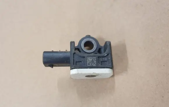 Volkswagen Amarok Airbag deployment crash/impact sensor 2H0959351