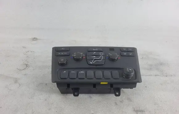 Volvo S80 Climate control unit 1874690