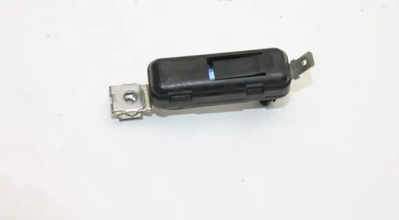 Chrysler 300C Aerial antenna amplifier P05064937AA