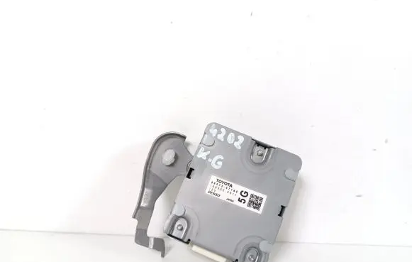 Toyota Prius Prime Other control units/modules 86572-47160