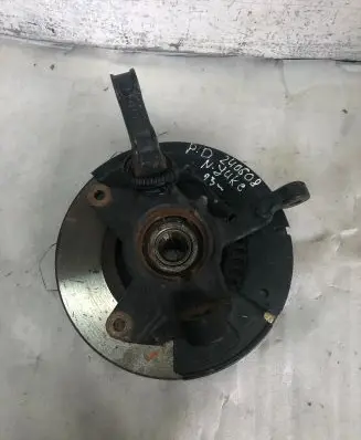 Nissan Juke II F16 Front wheel hub 402100187R