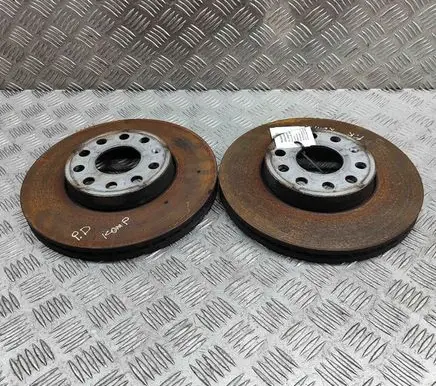 Volkswagen T-Roc Front brake disc 5Q0615301H