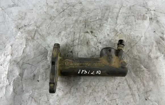 Seat Ibiza IV (6J,6P) Clutch slave cylinder 357721261
