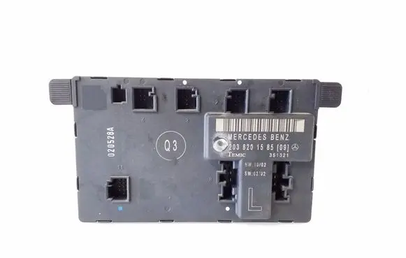 Mercedes-Benz C W203 Door control unit/module 2038201585