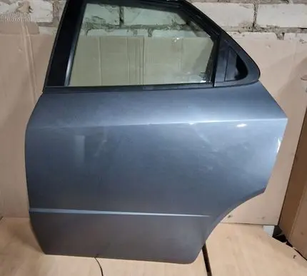 Honda Civic Rear door