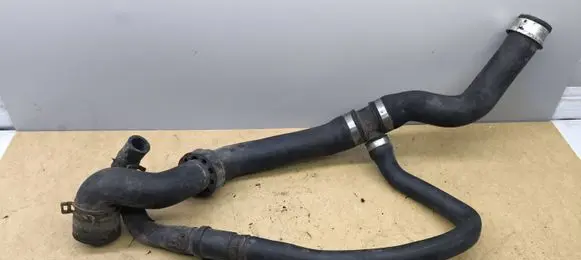 Mercedes-Benz R W251 Engine coolant pipe/hose A2515002075