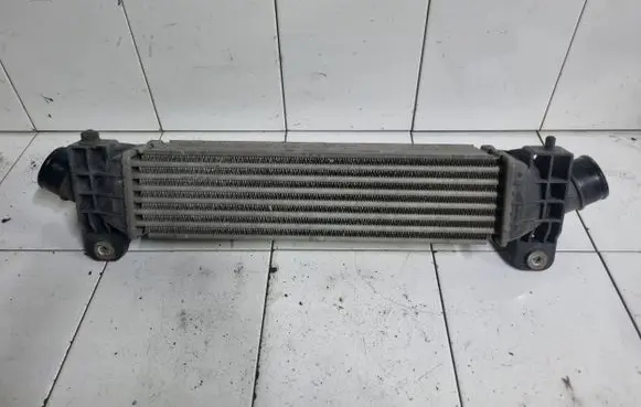Ford Mondeo Mk III Intercooler radiator 868963A 1S7Q9L440