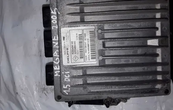 Renault Megane II Engine control unit/module 8200498188 8200469340
