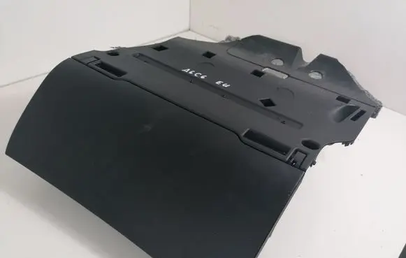 Audi A6 S6 C6 4F Glove box set 4F1857035
