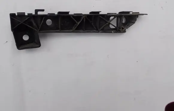 KIA Ceed Front bumper mounting bracket