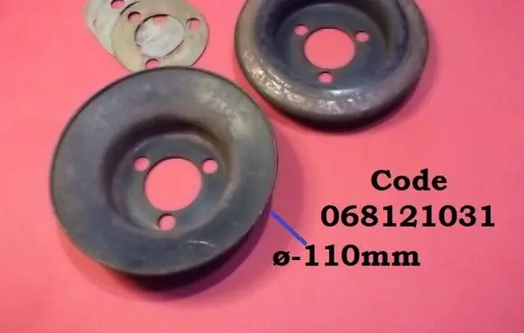 Audi 80 90 S2 B4 Water pump pulley 068121031