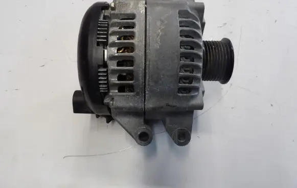 BMW M4 F82 F83 Generator/alternator 7848603