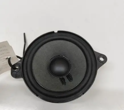Audi A4 S4 B9 8W Front door speaker 8W0035303