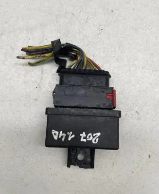Peugeot 207 Fuel injection pump control unit/module 240107