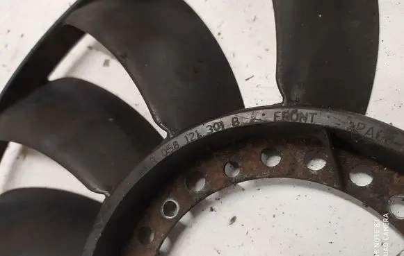 Volkswagen PASSAT B5 Fan impeller 058121301B