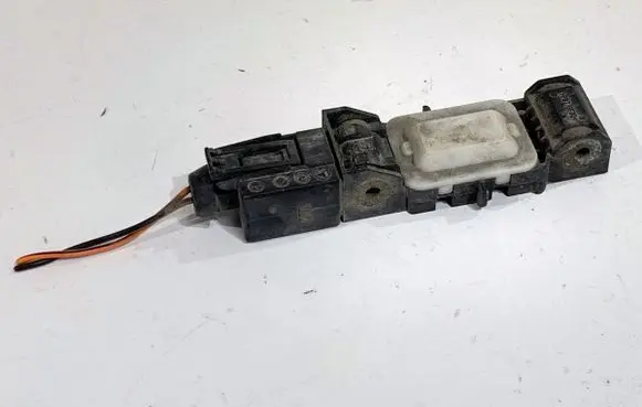 Mitsubishi Colt Airbag deployment crash/impact sensor PMR587418