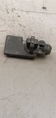 BMW 5 E39 Electric throttle body valve 7502269 0928400416