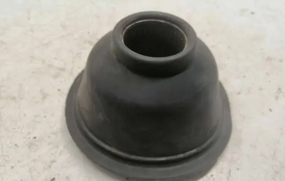 Volvo V70 Steering tie rod boot 9485391