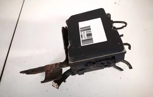 Hyundai Santa Fe ABS Pump 589102b801 58910-2b801