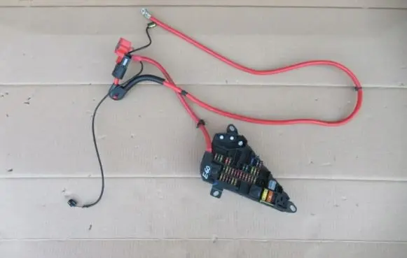 BMW 5 E60 E61 Fuse box set 6906601