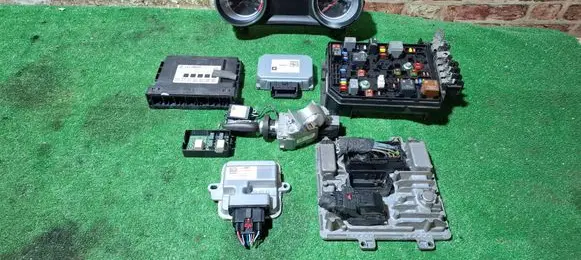 Opel Astra K Engine ECU kit and lock set 55496734 395357783 8116016862051321