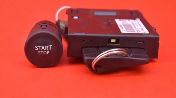 Renault Laguna III Ignition lock 285900001R-F