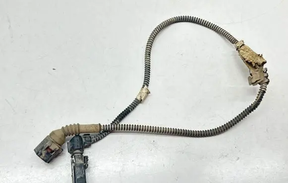 Volkswagen Transporter - Caravelle T5 Front ABS sensor wiring 6N0906102 7E0371411A