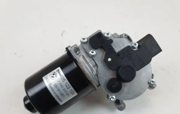 BMW 1 E81 E87 Wiper motor