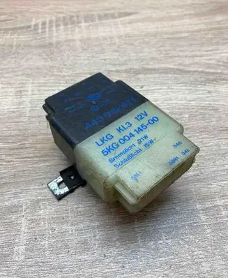 Audi 100 S4 C4 Other relay 443919471 5KG00414500