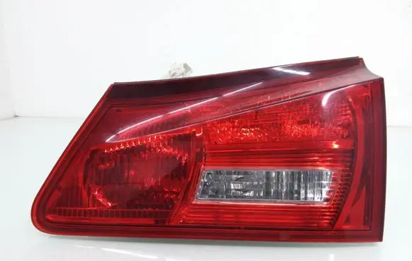 Lexus IS 220D-250-350 Tailgate rear/tail lights K09 K09R
