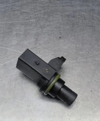 BMW 5 E60 E61 Camshaft position sensor 7506273