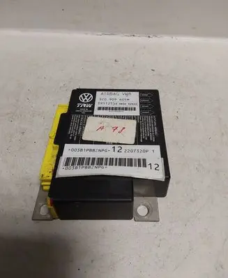 Volkswagen PASSAT B6 Airbag control unit/module 3C0909605M 391125 12H032S2522