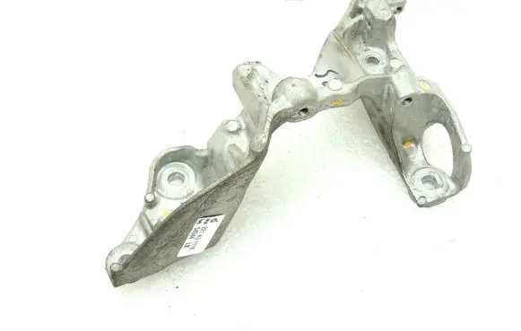 Opel Vivaro EGR valve cooler bracket 147174072R A6261410040