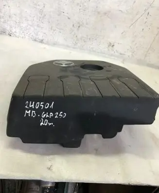 Mercedes-Benz GLA H247 Engine cover (trim) A2820101000