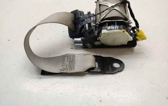 Mercedes-Benz R W251 Third row seat belt A2518600685 E13040708