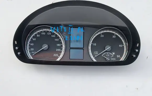 Speedometer (instrument cluster)
